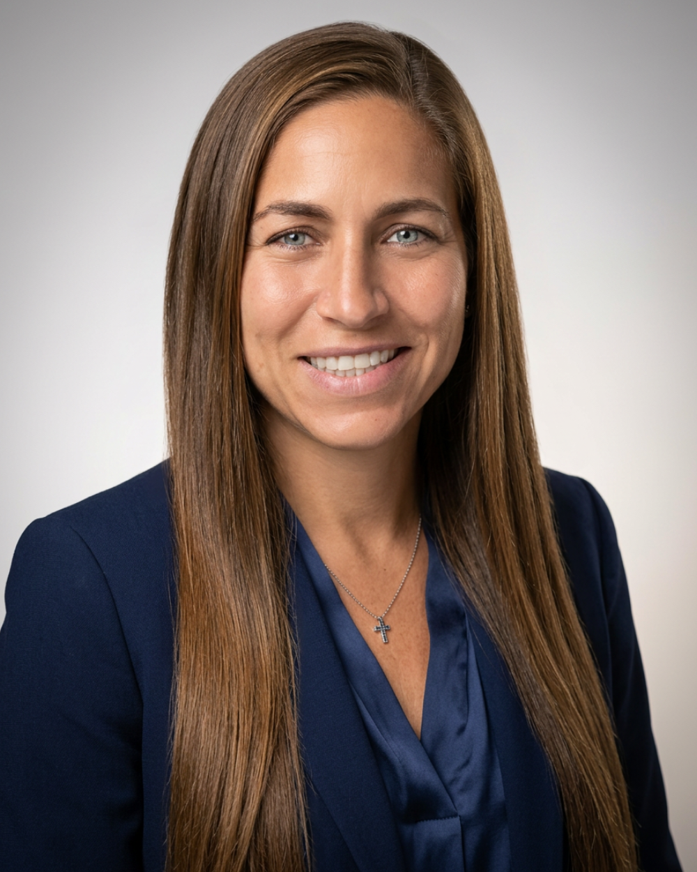 Portrait of Magaly Moreno, licensed real estate agent